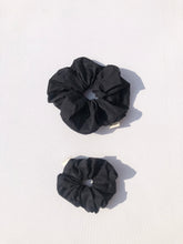 Load image into Gallery viewer, SEOUL COTTON SCRUNCHIES