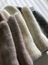 Load image into Gallery viewer, ANGORA WOOL MITTENS