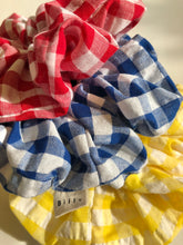 Load image into Gallery viewer, GINGHAM SCRUNCHIES  - fairytales