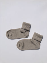 Load image into Gallery viewer, CANADA MERINO SOCKS