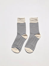 Load image into Gallery viewer, COLOR STRIPE SOCKS