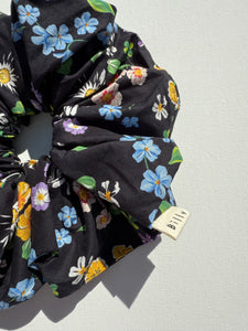 FLORENCE SCRUNCHIES