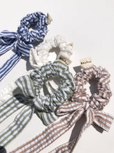 Load image into Gallery viewer, STRIPE BOW SCRUNCHIES