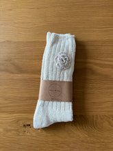 Load image into Gallery viewer, CROCHET COOKIE FLOWERS SOCKS