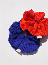 Load image into Gallery viewer, LACE SCRUNCHIES - fruits market