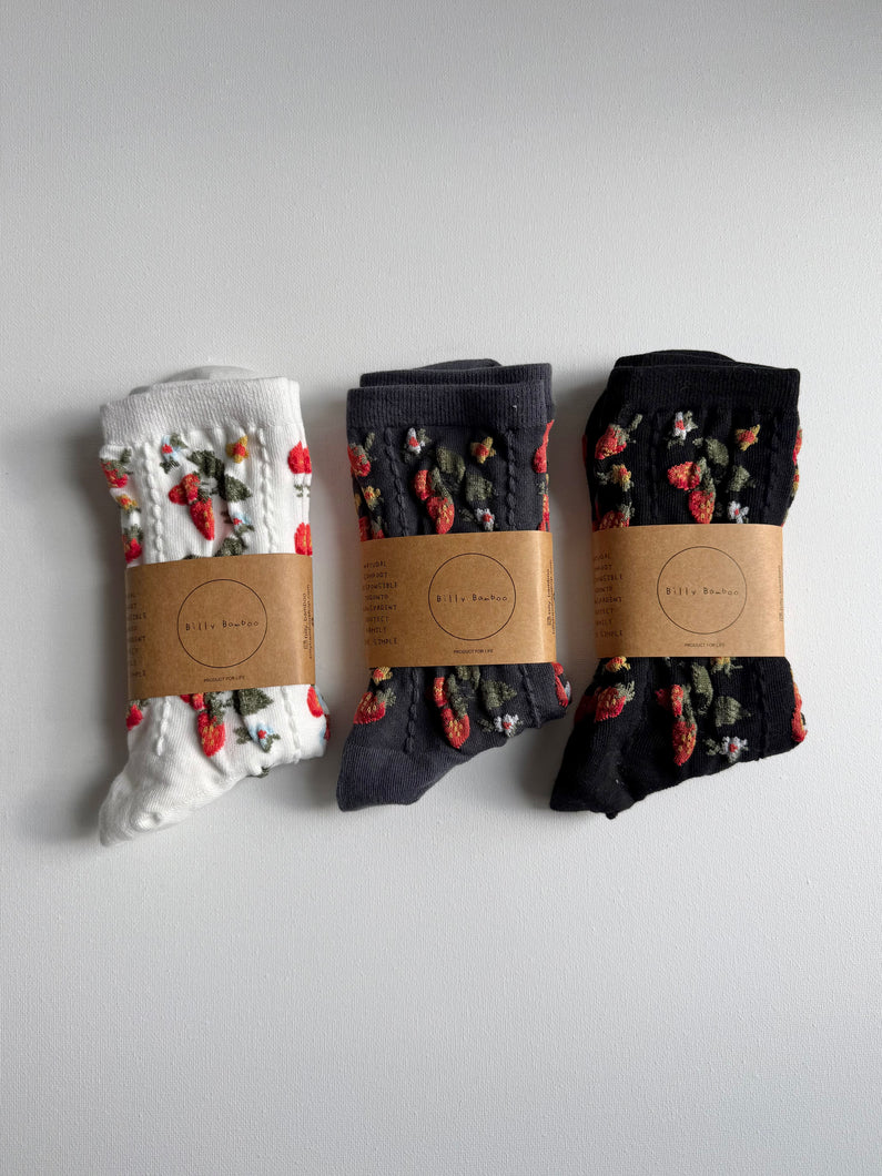 STRAWBERRIES SOCKS