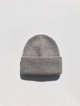 Load image into Gallery viewer, CHUNKY WOOL BEANIE