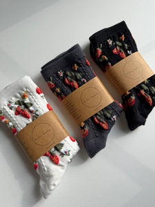 STRAWBERRIES SOCKS