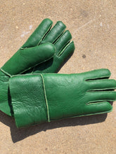 Load image into Gallery viewer, LEATHER SHEARLING GLOVE