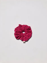 Load image into Gallery viewer, LACE SCRUNCHIES - fruits market