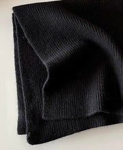 Load image into Gallery viewer, MERINO WOOL SCARF