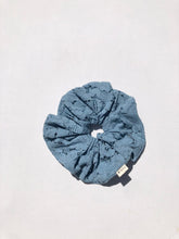 Load image into Gallery viewer, LACE SCRUNCHIES - land