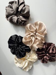 2025 PURE SILK SCRUNCHIES