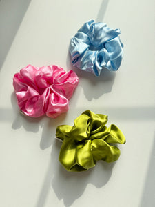 2025 PURE SILK SCRUNCHIES