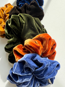 2025 SILK VELVET SCRUNCHIES