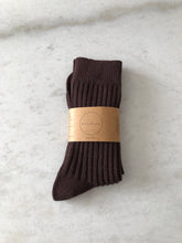 Load image into Gallery viewer, RIBBED COTTON HIGH SOCKS - neutral