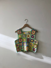 Load image into Gallery viewer, CROCHET GRANNY VEST