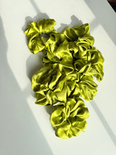 Load image into Gallery viewer, 2025 PURE SILK SCRUNCHIES