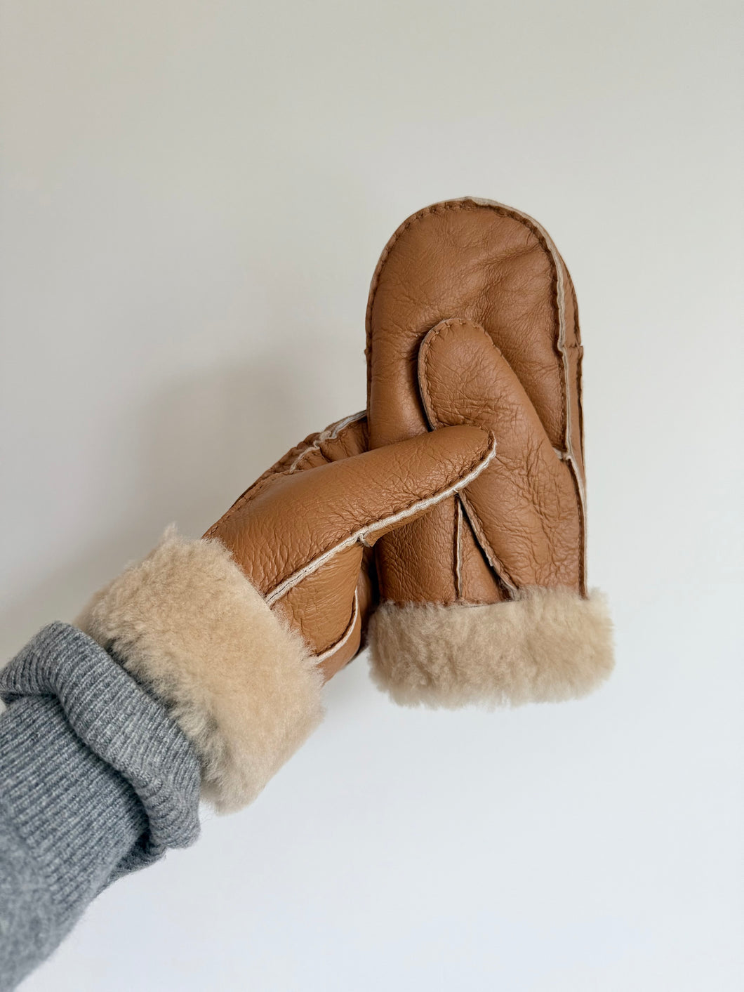 2025 SHEARLING MITTENS