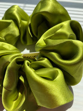 Load image into Gallery viewer, Pre - order PURE SILK SCRUNCHIES