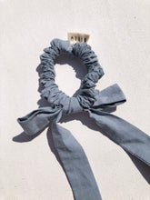 Load image into Gallery viewer, COTTON POPLIN BOW SCRUNCHIES