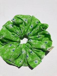 TOLADO FLOWER SCRUNCHIES