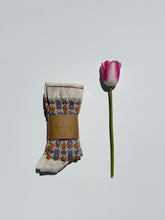 Load image into Gallery viewer, TULIPS GARDEN SOCKS
