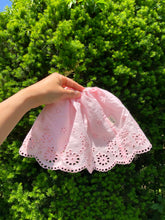 Load image into Gallery viewer, BELLA LACE SCRUNCHIES