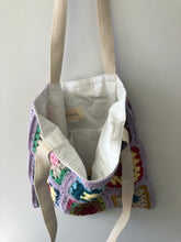 Load image into Gallery viewer, CROCHET TOTE BAGS