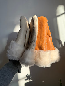 PUFFY SHEARLING MITTENS