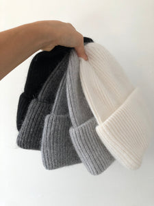 ROYAL ANGORA BEANIE