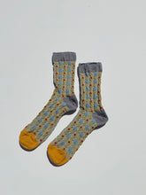 Load image into Gallery viewer, TULIPS GARDEN SOCKS