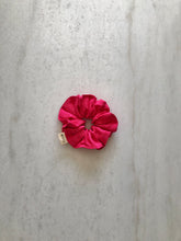 Load image into Gallery viewer, PURE LINEN SCRUNCHIES - rose