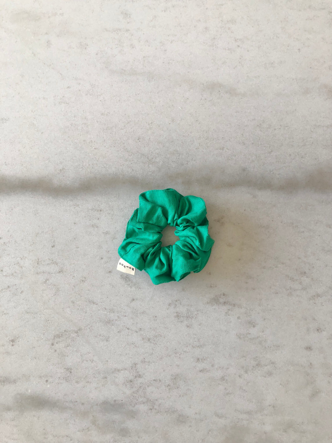 PURE LINEN SCRUNCHIES - emerald green