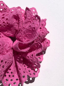 ISABELLA LACE SCRUNCHIES