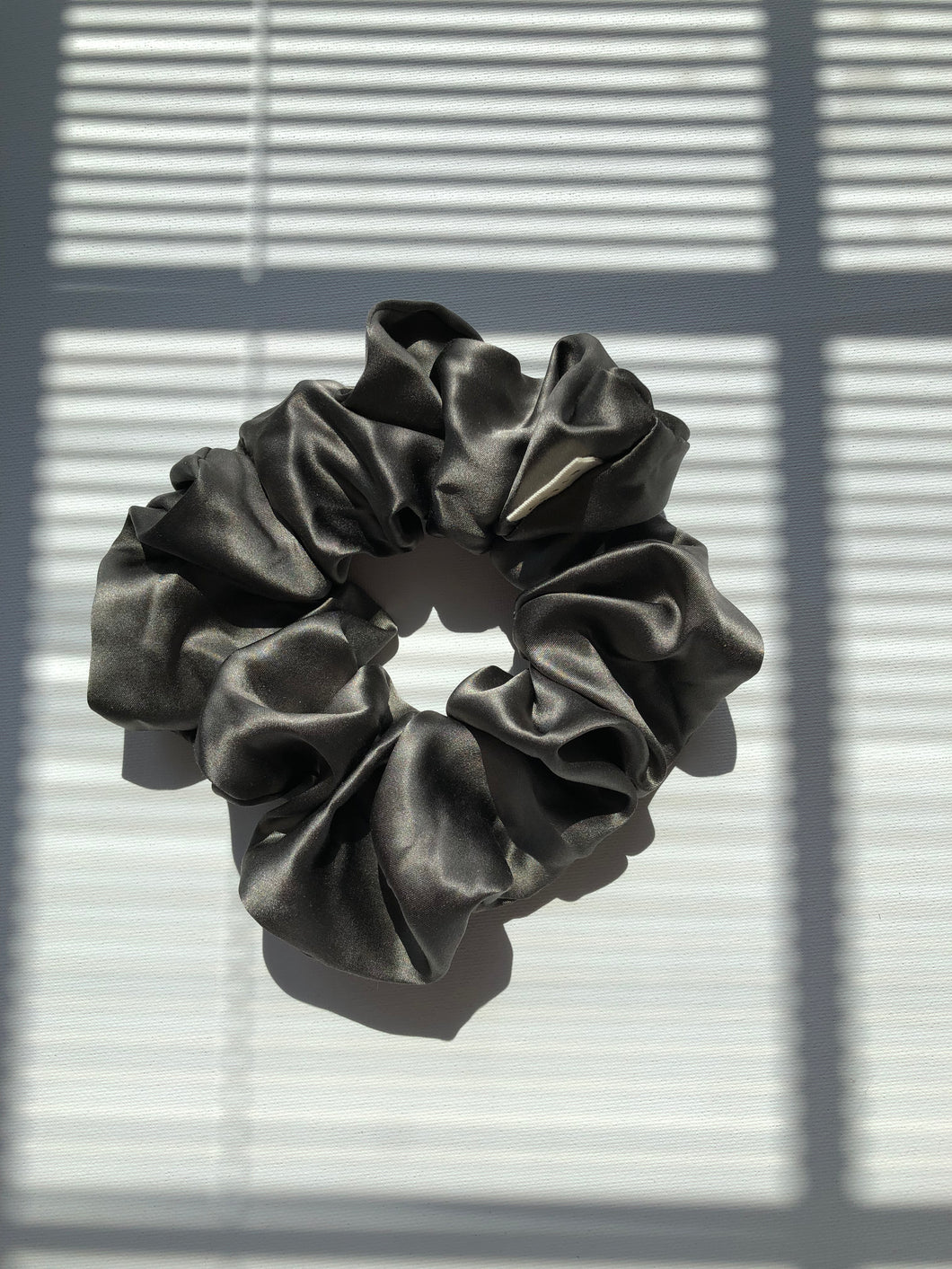 PURE SILK OVERSIZED SCRUNCHIES