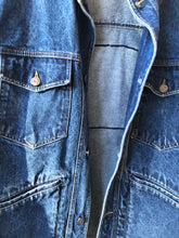 Load image into Gallery viewer, BLUE MOUNTAINS vintage denim jacket