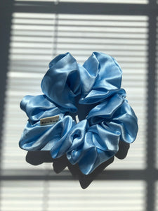 PURE SILK OVERSIZED SCRUNCHIES (available end of August)